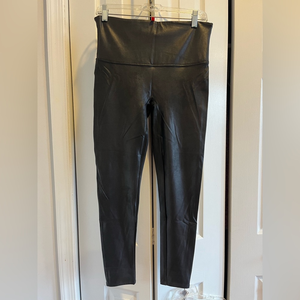 Spanx Faux Leather Leggings. Petite XL.